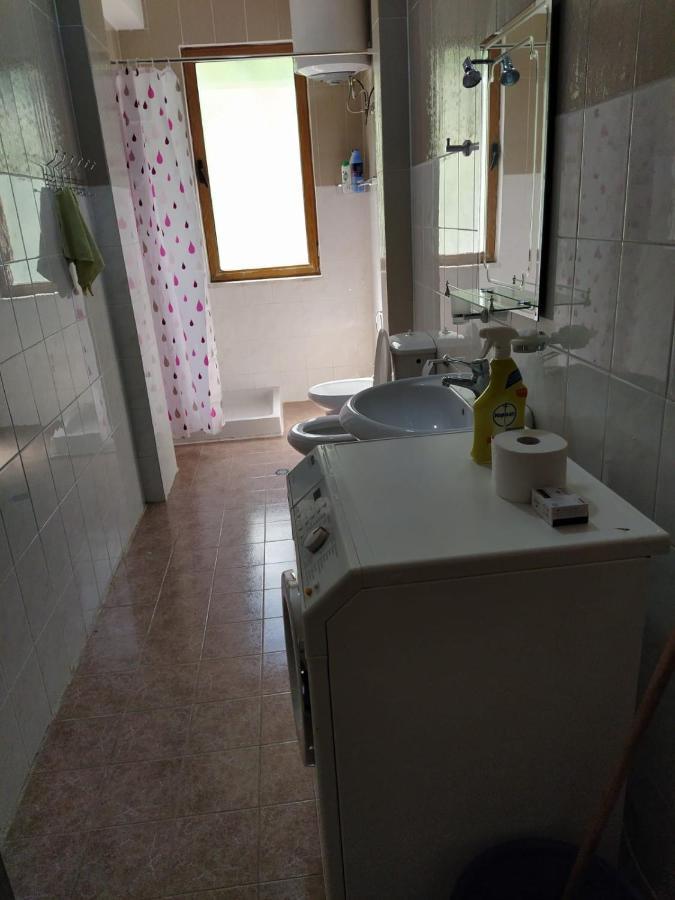 Jozi Kaiser Apartment 1 Dıraç Dış mekan fotoğraf