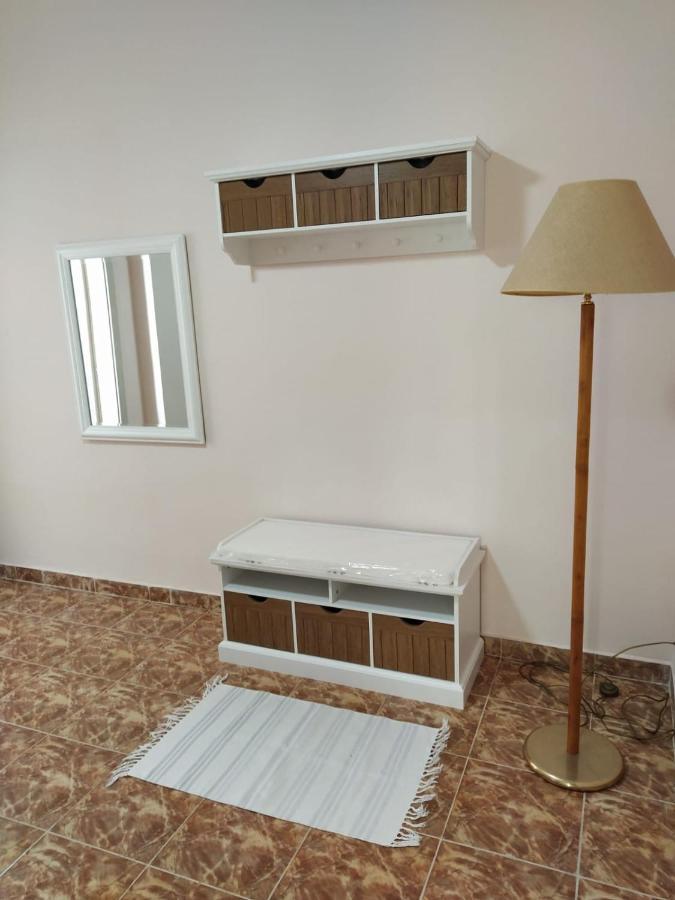 Jozi Kaiser Apartment 1 Dıraç Dış mekan fotoğraf