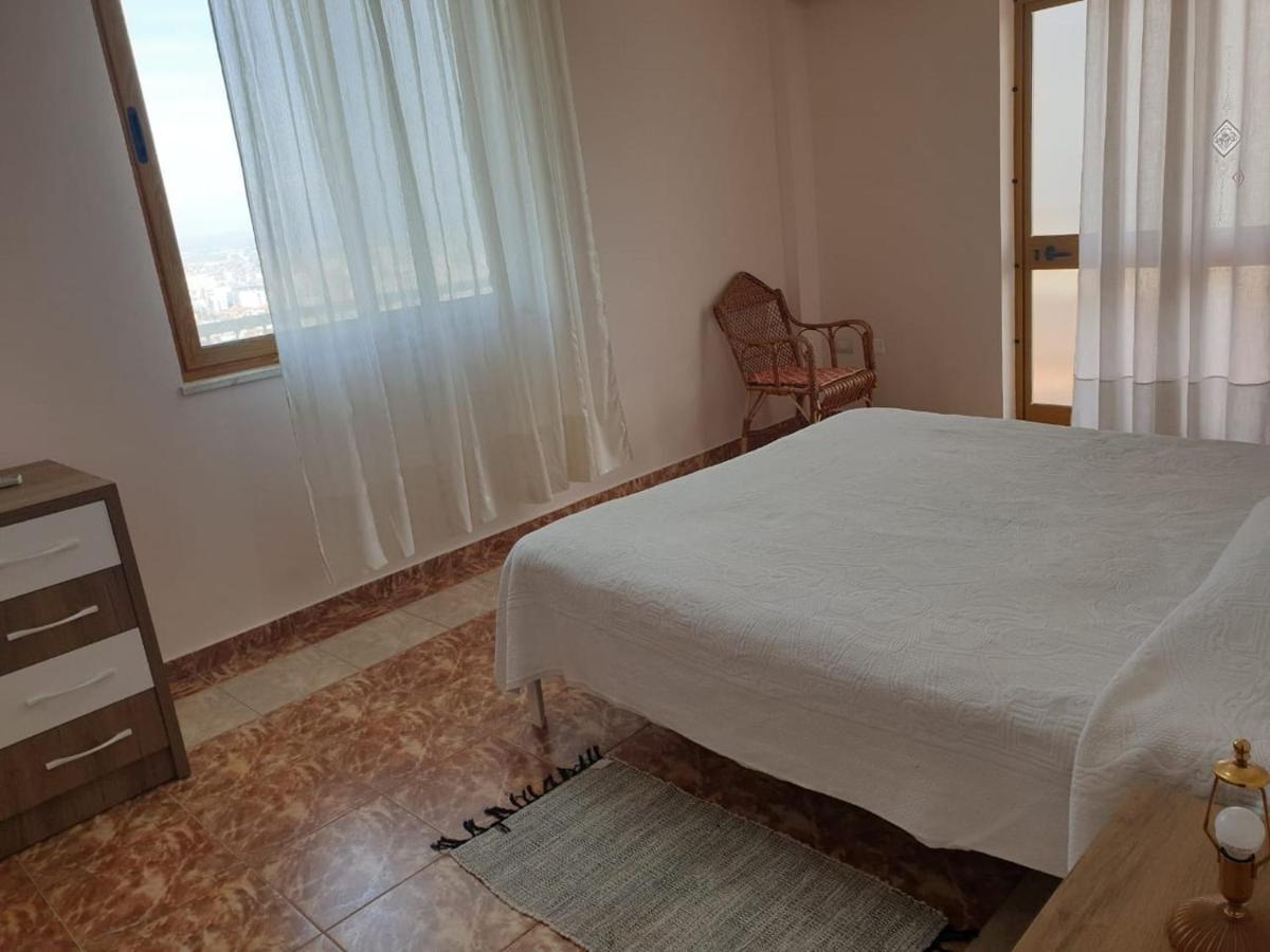 Jozi Kaiser Apartment 1 Dıraç Dış mekan fotoğraf